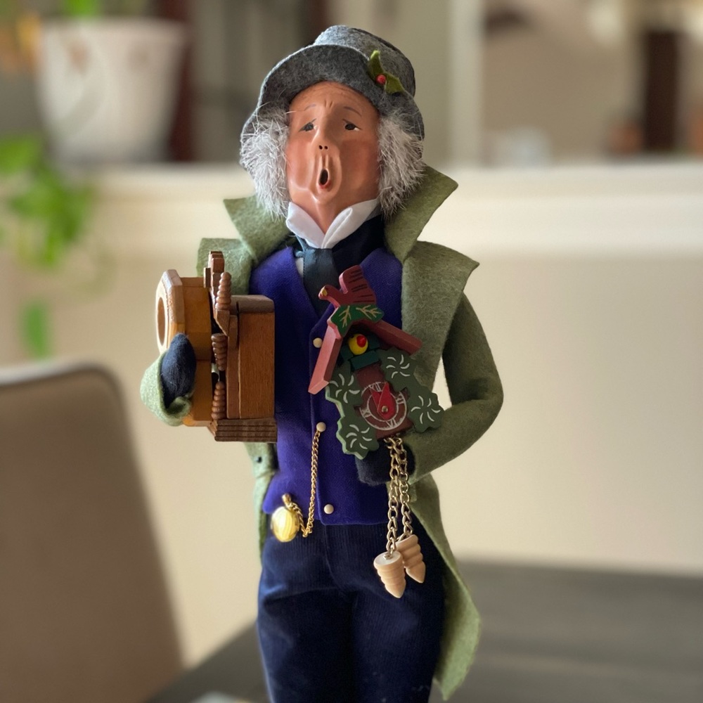 Byers Choice Clockmaker Caroler